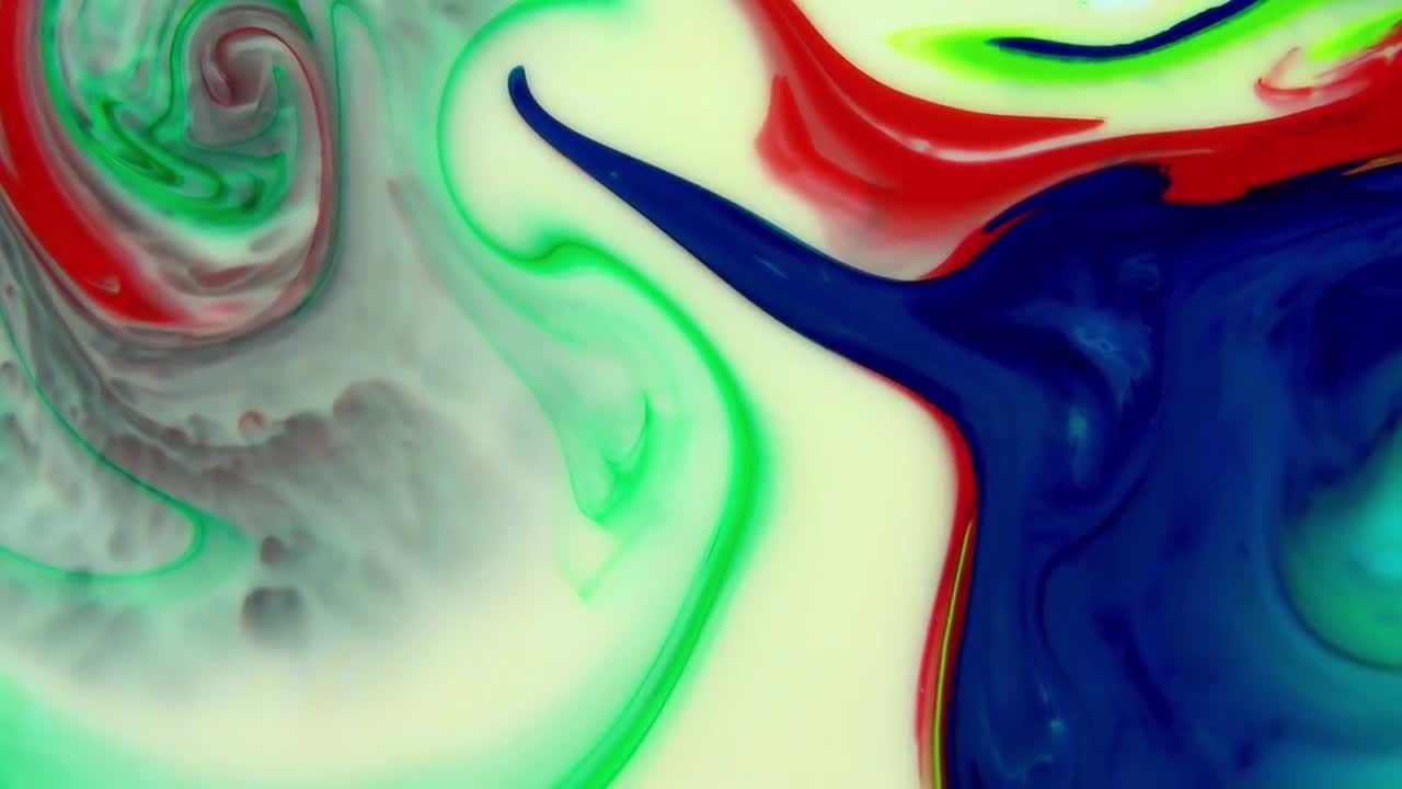 抽象图案的彩色油漆混合视频素材