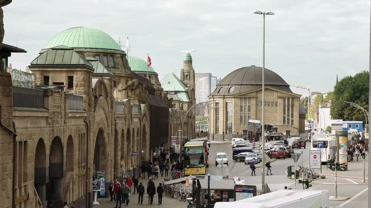 德国汉堡海港的入口视频素材